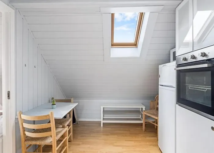 Valand 10 Min Walk From Center