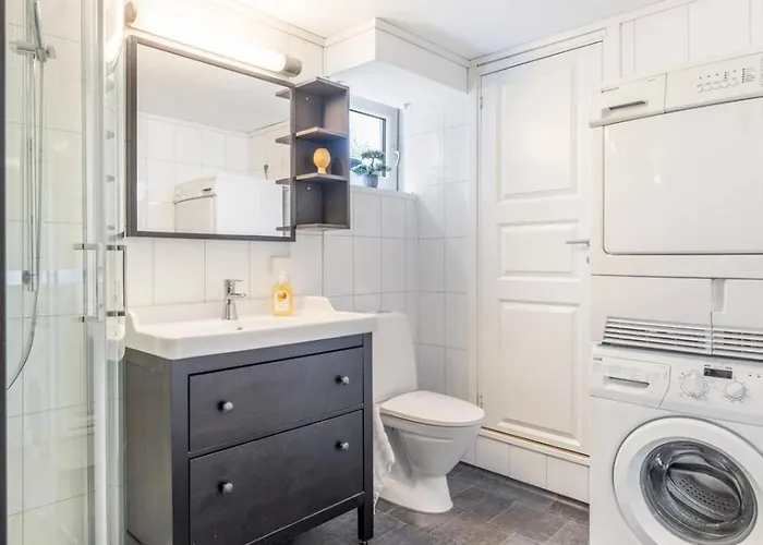 Valand 10 Min Walk From Center *